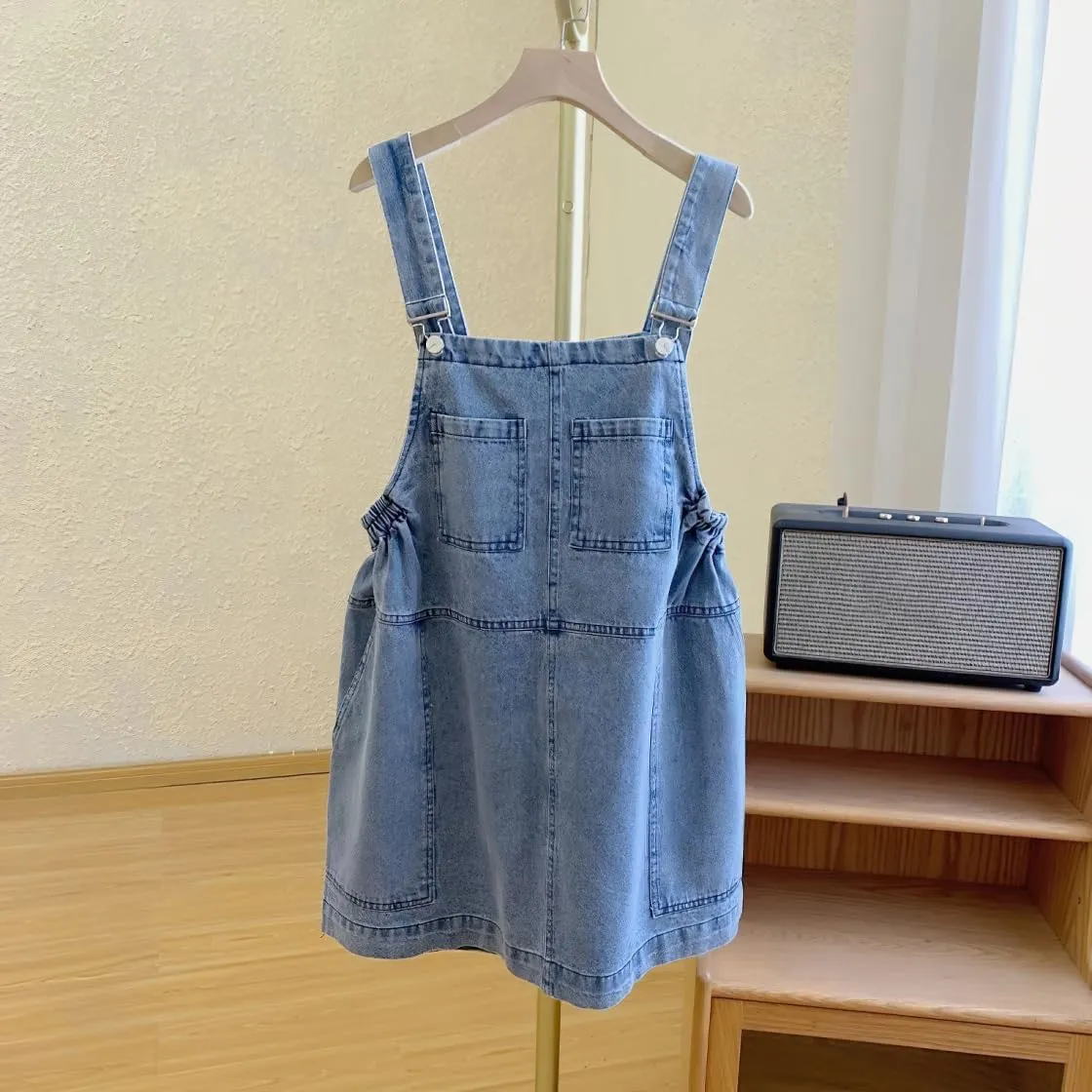 chouyatou Women's Cute Sleeveless Denim Overall Dress Y2K Baggy Midi Jean Jumper Dress with Pockets
