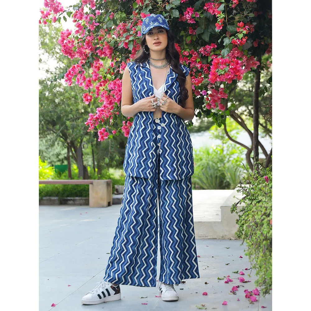 Gulaal Indigo Chevron Dabu Print Co-Ord (Set of 2)