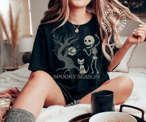Spooky Season Skeleton Cat | Comfort Colors Halloween Tee