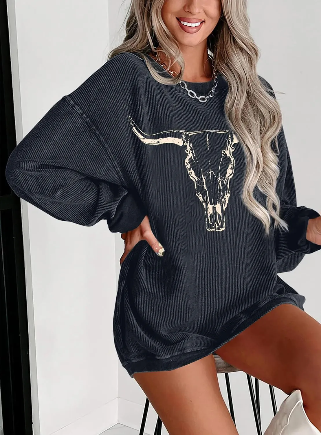 UNIQUEONE Boho Cow Skull Sweatshirt Women Cowgirl Shirt Rodeo Western Country Concert Outfits Nashville Graphic Pullover Tops